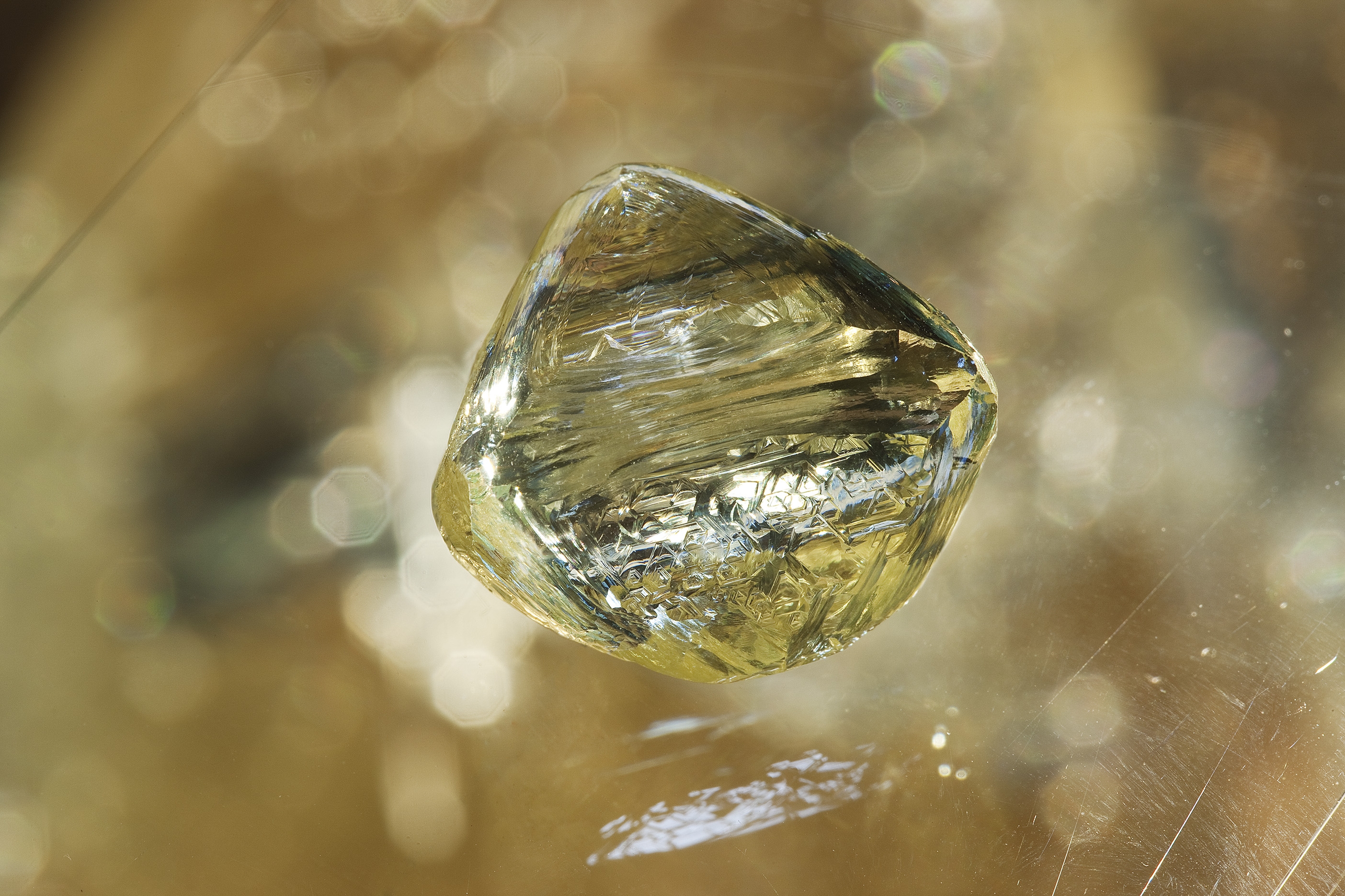 Diamant-Oktaeder aus Südafrika